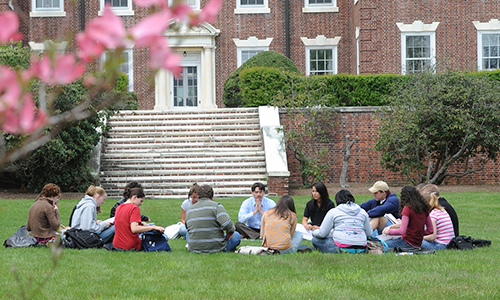 Honors Program Class on Lawn